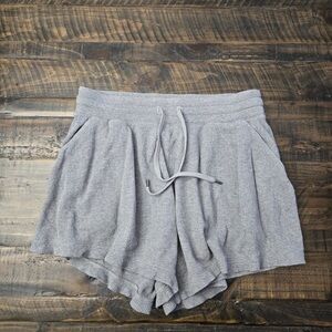 SOLD- LULULEMON Mellow HR Shorts | 8